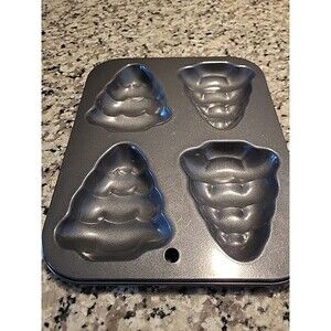 Christmas Tree Mini Cake/Cupcake/Muffin Pan 4" Tall